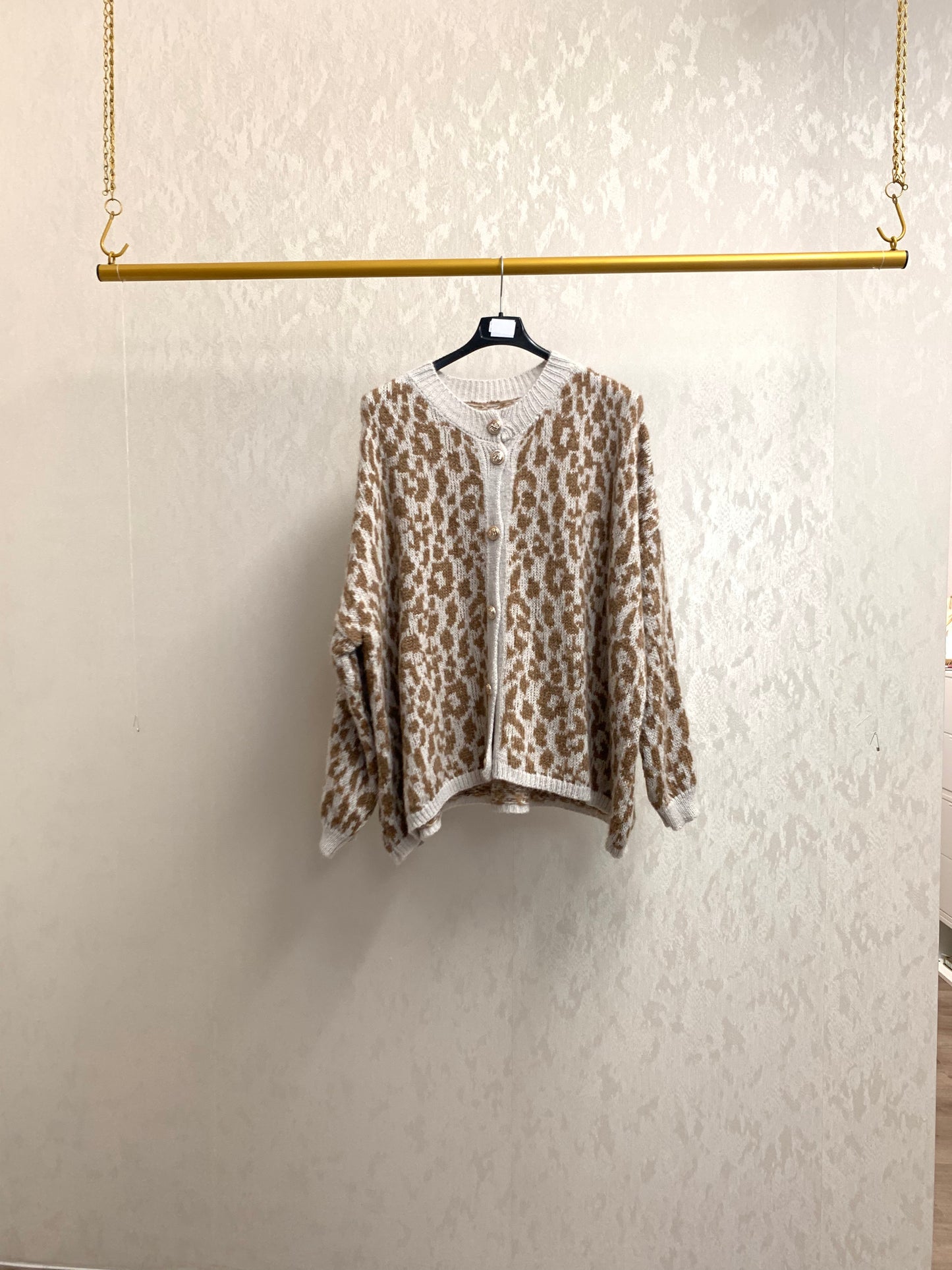 Strickjacke Leo Knopf